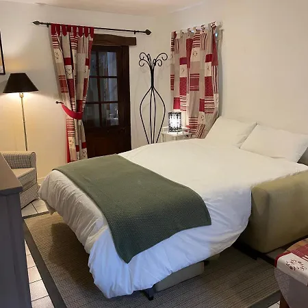 Guest house Maison De Jardin - Confort, Commodite, Bien Equipe Livarot-Pays-d'Auge