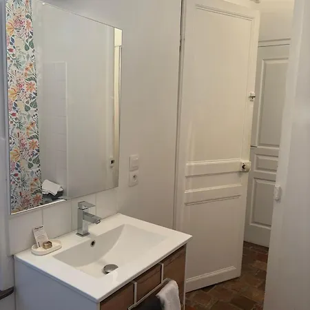 Le Douet Fleury - D'hotes Et Konukevi 3*