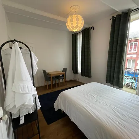 Le Douet Fleury - D'hotes Et Pensionat