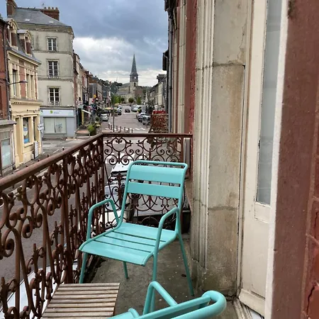 Konukevi Le Douet Fleury - D'hotes Et Livarot-Pays-d'Auge