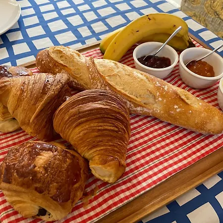 Le Douet Fleury - D'hotes Et Konukevi