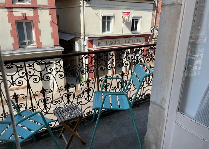 Πανσιόν Le Douet Fleury - D'hotes Et